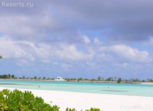 Paradise Island Resort & Spa 9